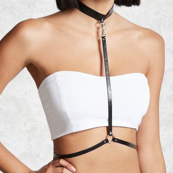 Forever 21 Jewelry - f21Choker harness